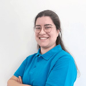 Helena R. → Helena R. →